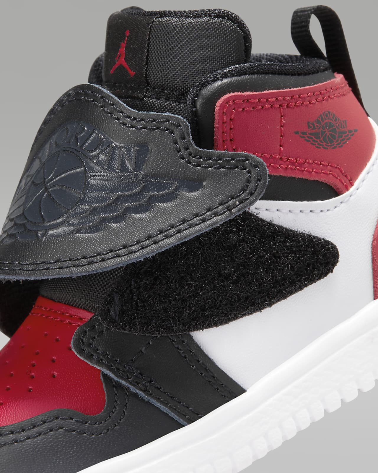 Jordan 1 Sky Baby Scratch Black/Red/White